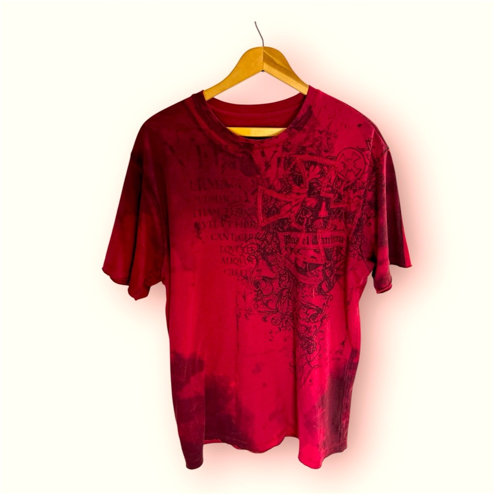 Retrofit Maroon/Blk.Label Men’s Eagle Short Sleeve T-shirt  XLarge . Preloved